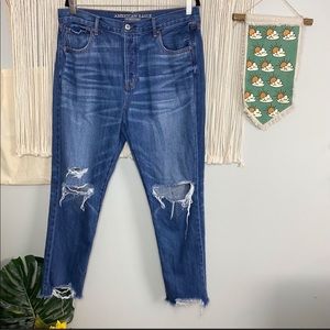 American Eagle Hi-Rise Girlfriend Jeans